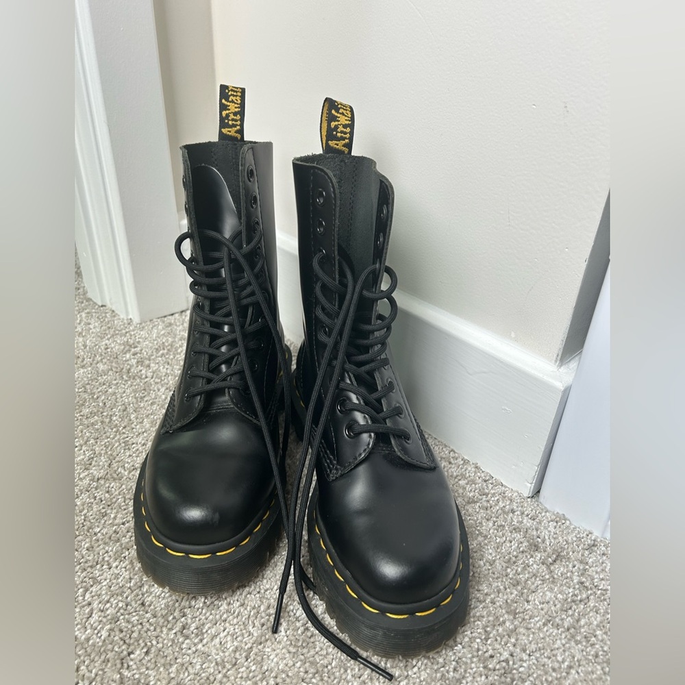 Dr. Martens 1490 bex 10 eye smooth leather calf boots